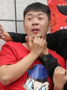 朱一鸣明星,光影交织，演绎人生百态